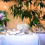 Hotell Flora 2*