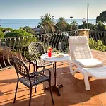 Flora Bogliasco