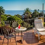 Flora 2* Μπολιάσκο