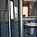 Hotell Flora 2*