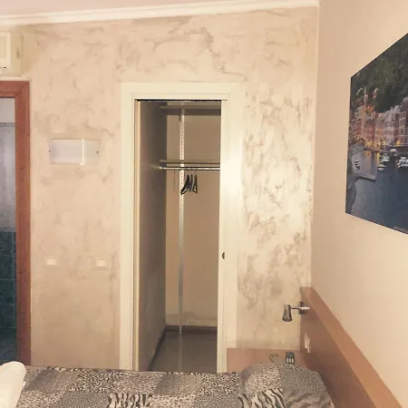 Hotel Flora